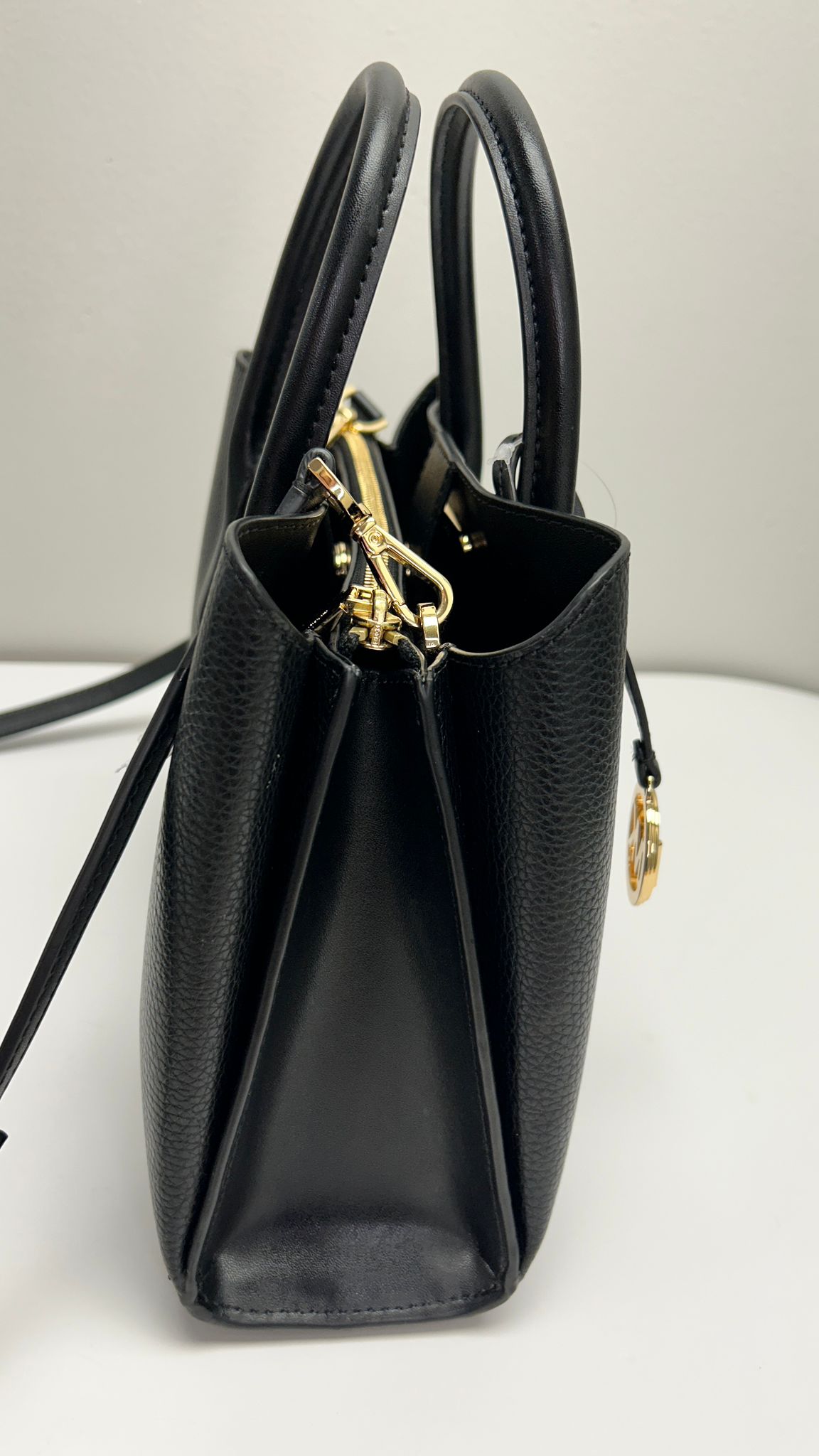 Bolso tipo cartera pequeño MK Ruthie