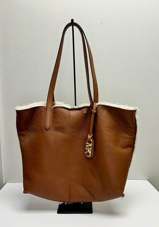 MK  Kors Eliza XL East/West Reversible Leather & Shearling Tote