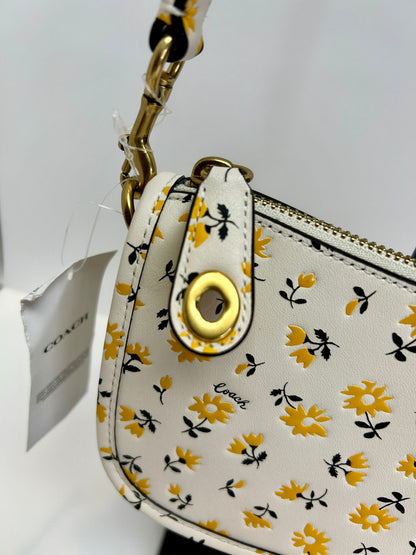 Coach Swinger Bag 20 With Floral Print