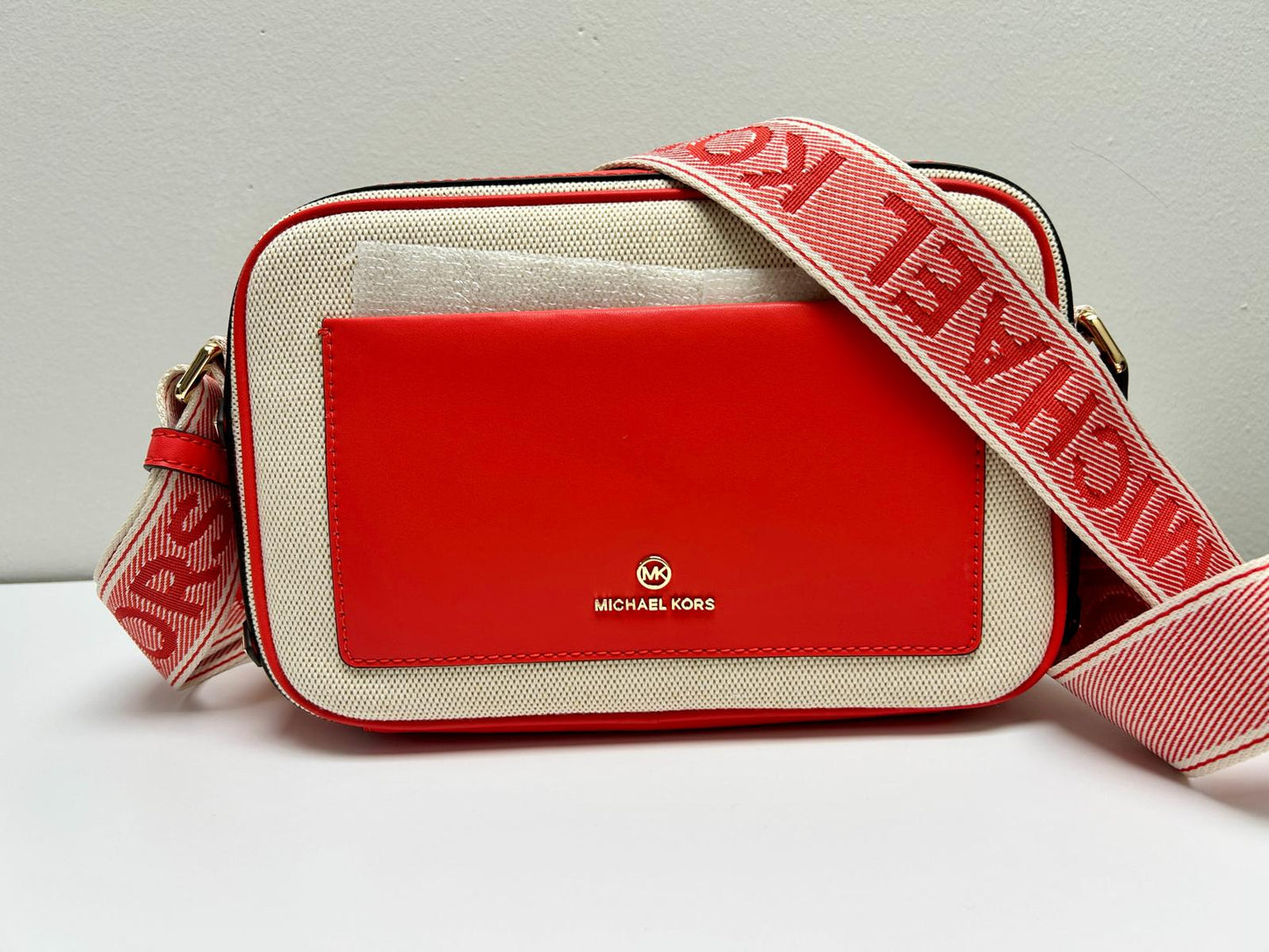 MK Crossbody Maeve lona beige/coral